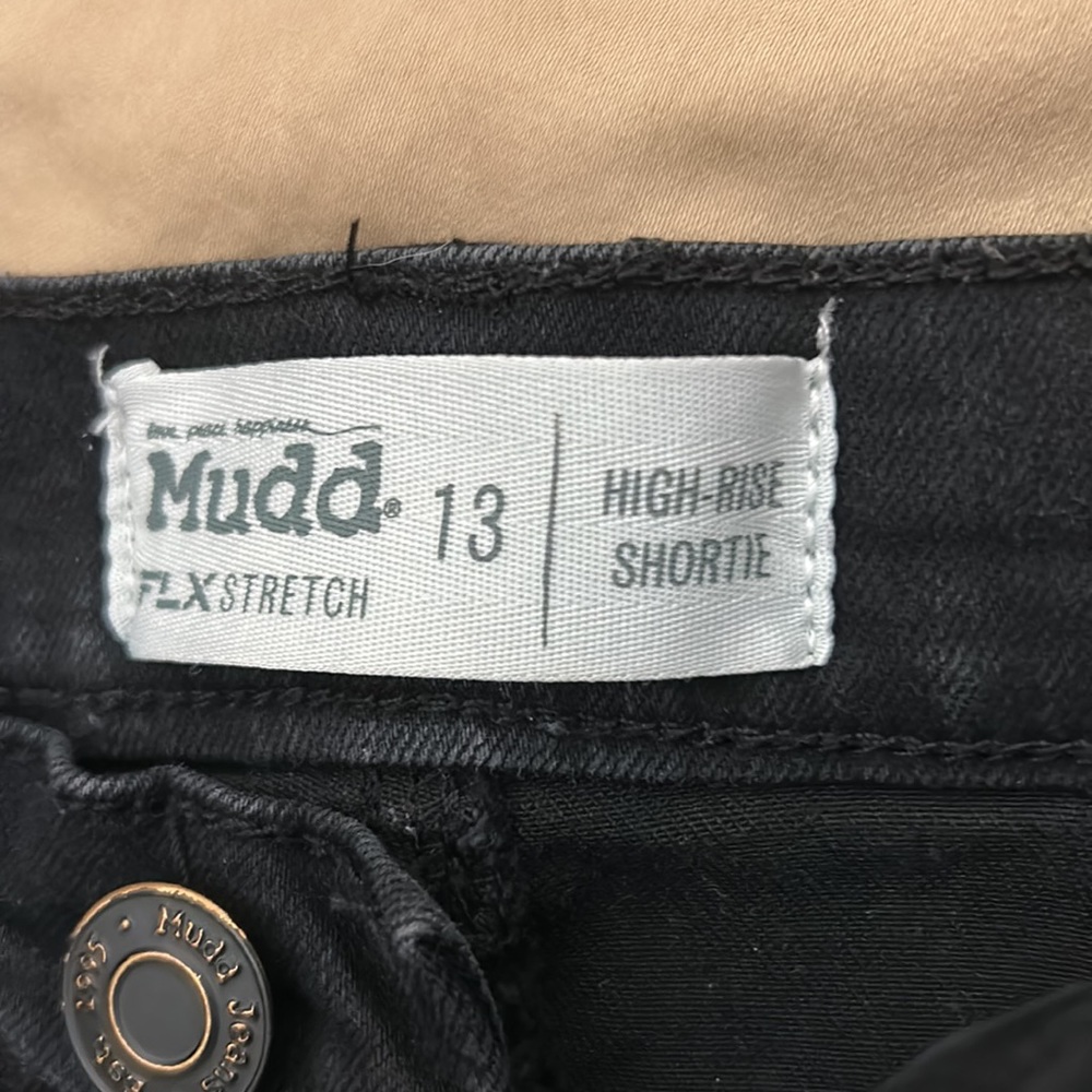 Cute Black Mudd Shorts